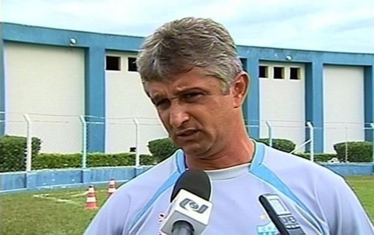 Lucho Nizzo é o novo treinador do America