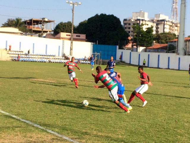 Muitos gols no Alzirão