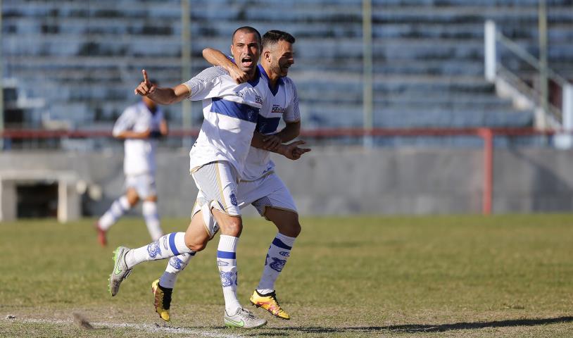 Olaria vence e segue na briga por um lugar nas semifinais
