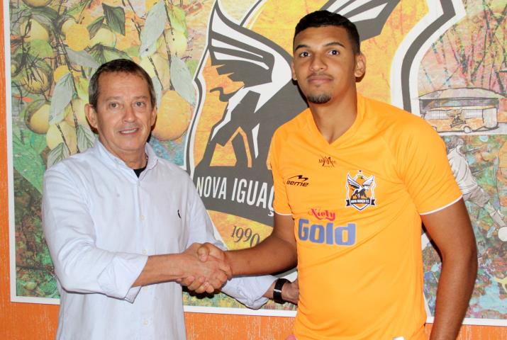 Nova Iguaçu anuncia mais um reforço para a zaga: Gonçalves, ex-Vasco