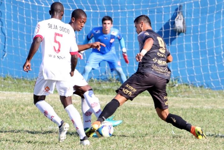 Americano vence o Bangu no Aryzão
