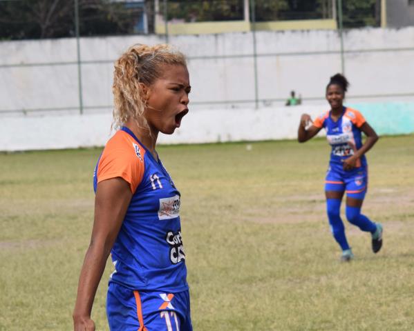 Loira vibra com estreia vitoriosa do Duque de Caxias