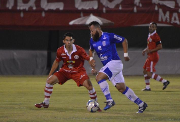 Goytacaz sai na frente na final da Série B1 Estadual