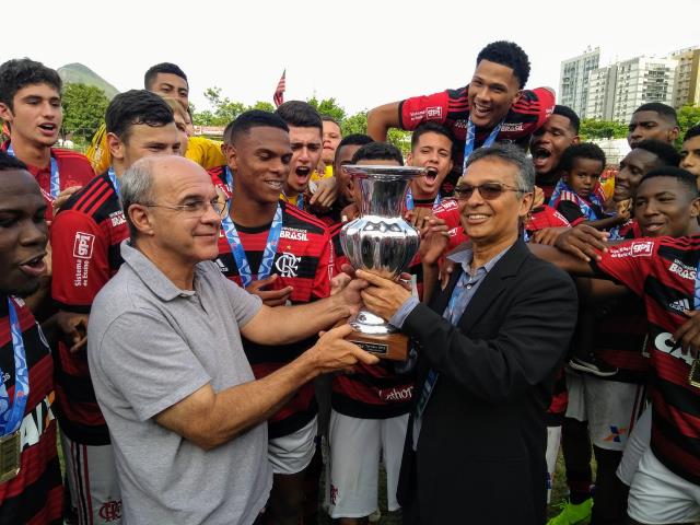 Flamengo conquista o Torneio Otávio Pinto Guimarães