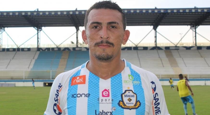 Macaé contrata mais um reforço para a zaga