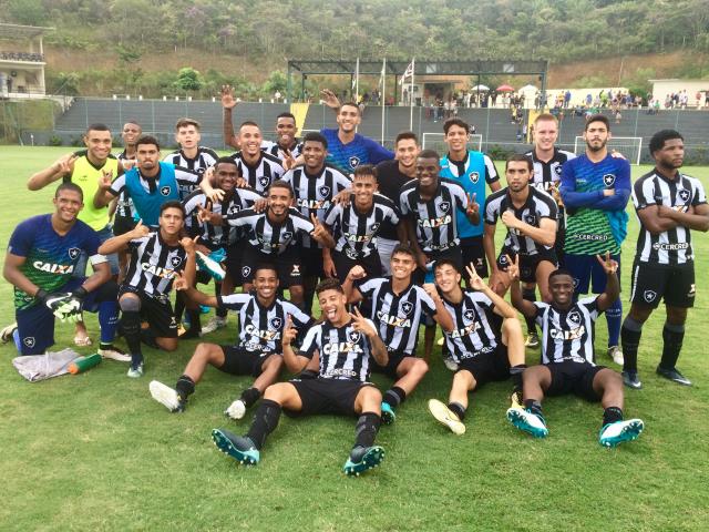 Botafogo empata com Vasco e se garante na Final da Taça GB Sub-20