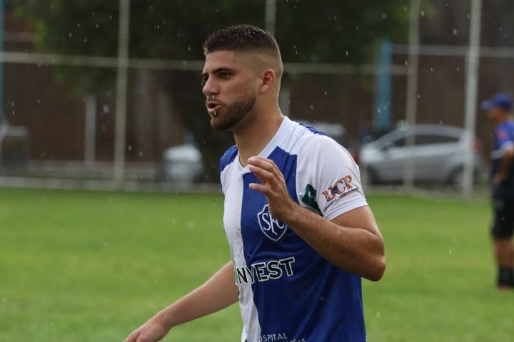 Magdiel celebra vitória do Serrano na estreia da Série B1