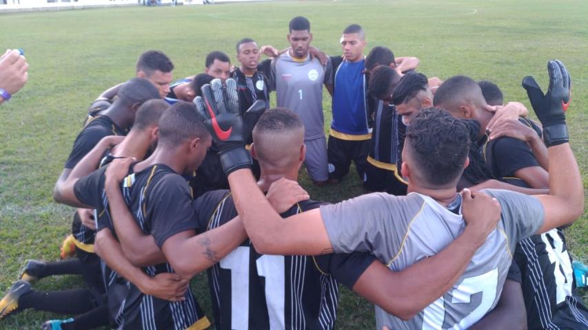 De virada, Juventus vence o Pérolas Negras