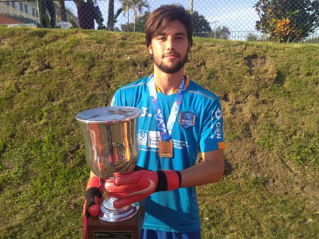 Diego Alves e Jefferson inspiram defesas do herói do Audax Rio