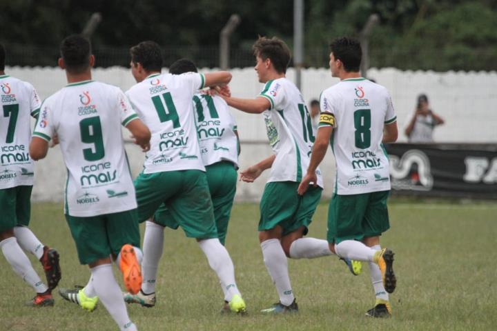 Serra Macaense bate o Serrano em Petrópolis