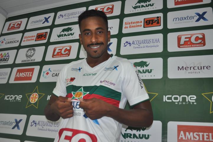 Portuguesa contrata atacante Vinícius Paquetá