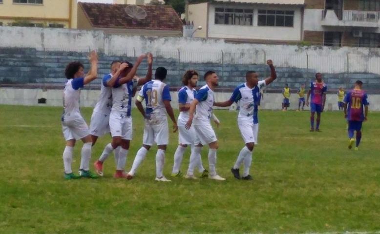 Serrano vence e escapa do rebaixamento