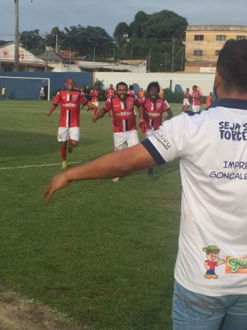 De virada, Gonçalense goleia o Audax