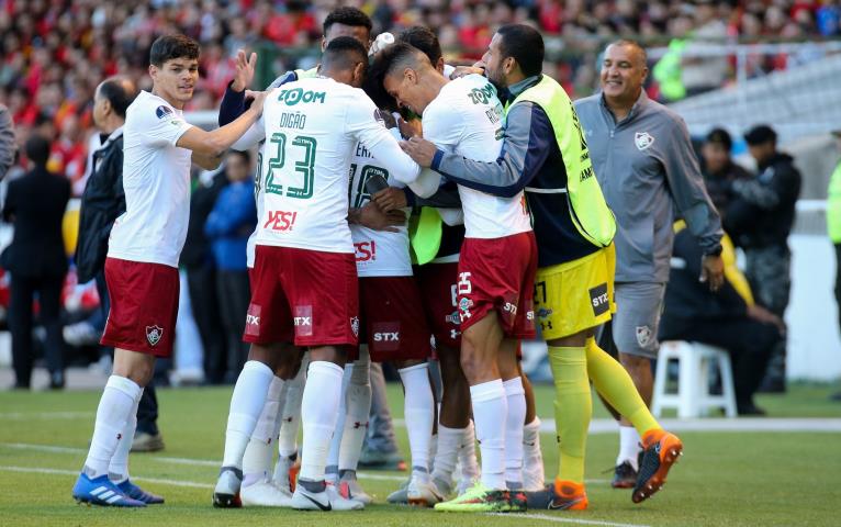Flu vence e fica perto das quartas da Sul-Americana
