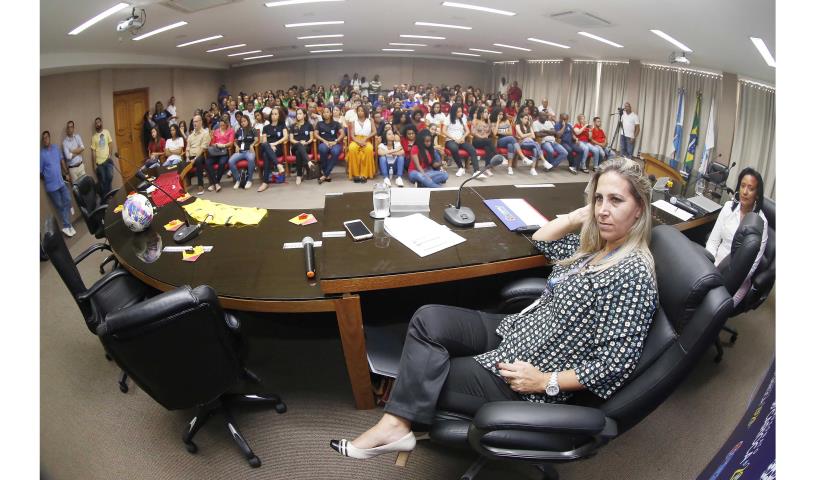 FERJ realiza o 2º Encontro de Árbitras e Atletas juntas pelo Futebol Feminino