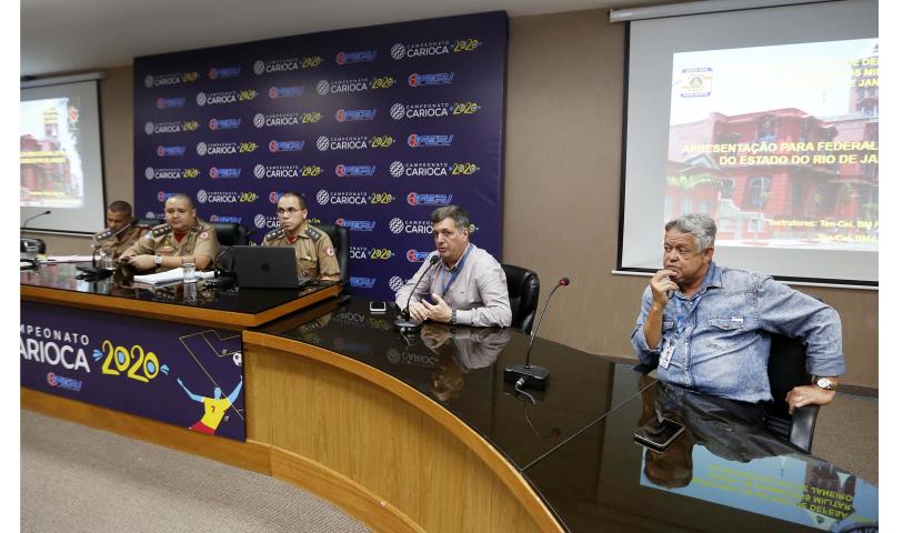 FERJ e Bombeiros realizam workshop sobre estádios