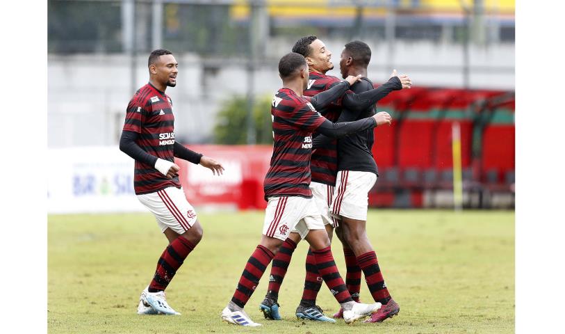 Fla vence o primeiro jogo decisivo do OPG