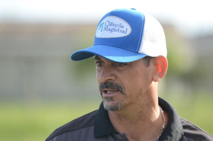 Valdir Bigode elogia 1ª semana de treinos sob seu comando na Cabofriense
