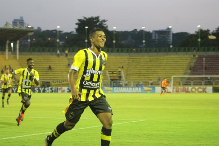 Voltaço inicia semana de treinamento de olho na estreia da Taça Rio