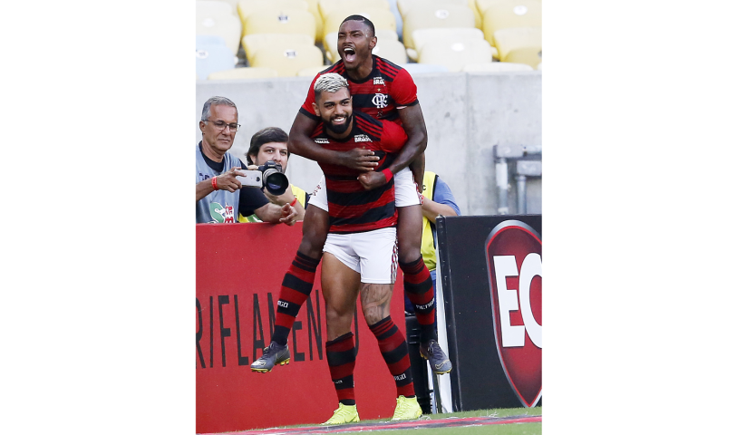 Fla goleia o Americano na estreia da Taça Rio