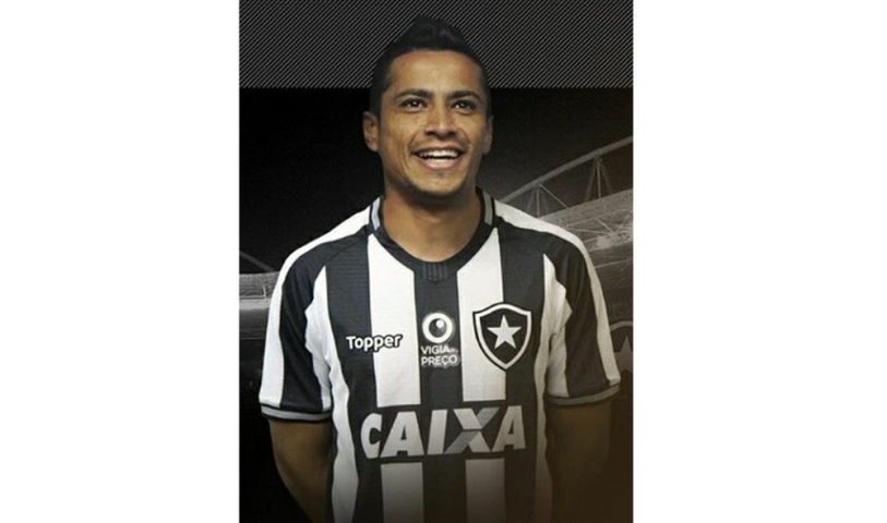 Cícero é o novo reforço do Botafogo