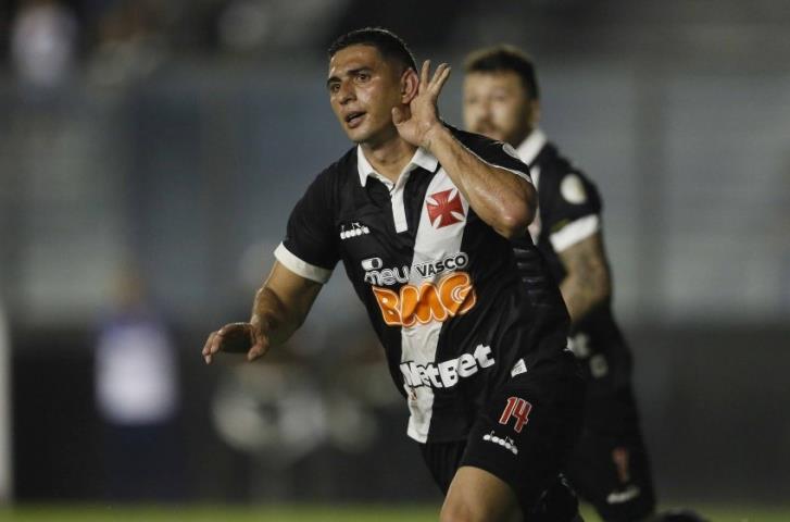 Vasco vence a segunda seguida no Brasileiro
