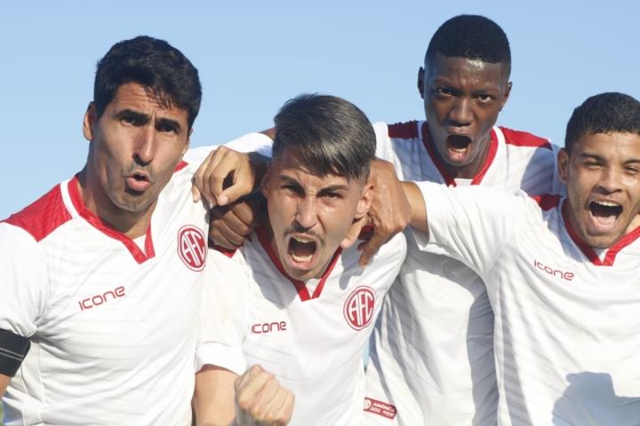 America vira sobre o Audax Rio e assume a liderança do Grupo A