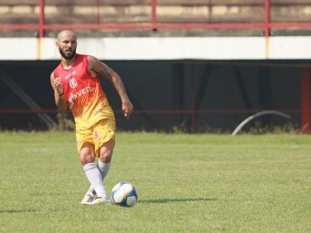 Miguel pede dedicação de todos por novas vitórias do Mecão