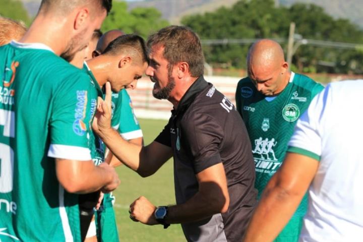 Luiz Felipe motiva o Serra Macaense para seguir brigando pelo G-2