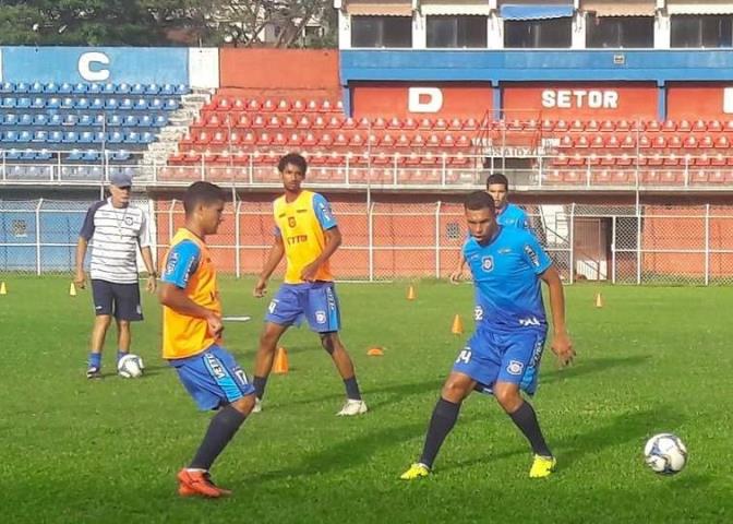Frizão chega à última rodada com chances na Santos Dumont