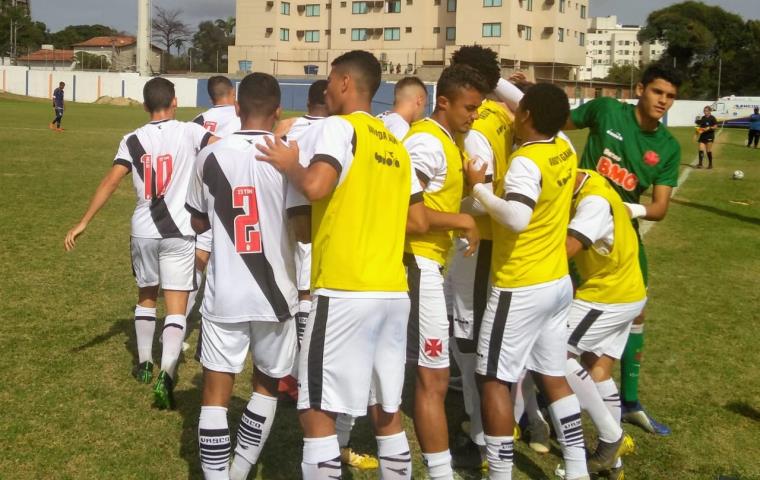 Vasco vence o AD Itaboraí pelas quartas do OPG