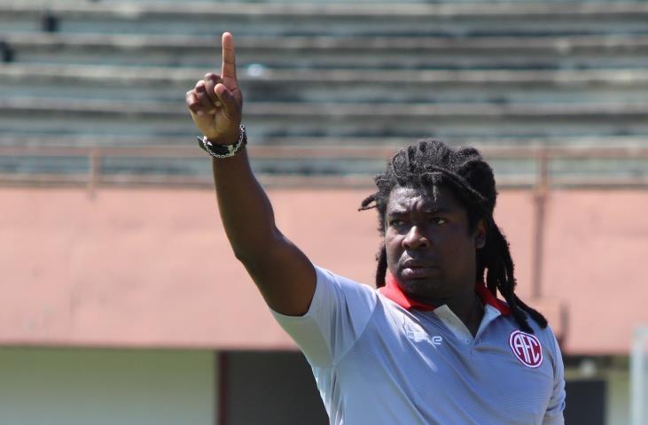 Ney Barreto garante America competitivo na decisão