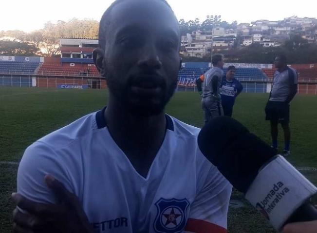 Diego Ibraim vibra com gol pelo Frizão e explica lágrimas em comemoração