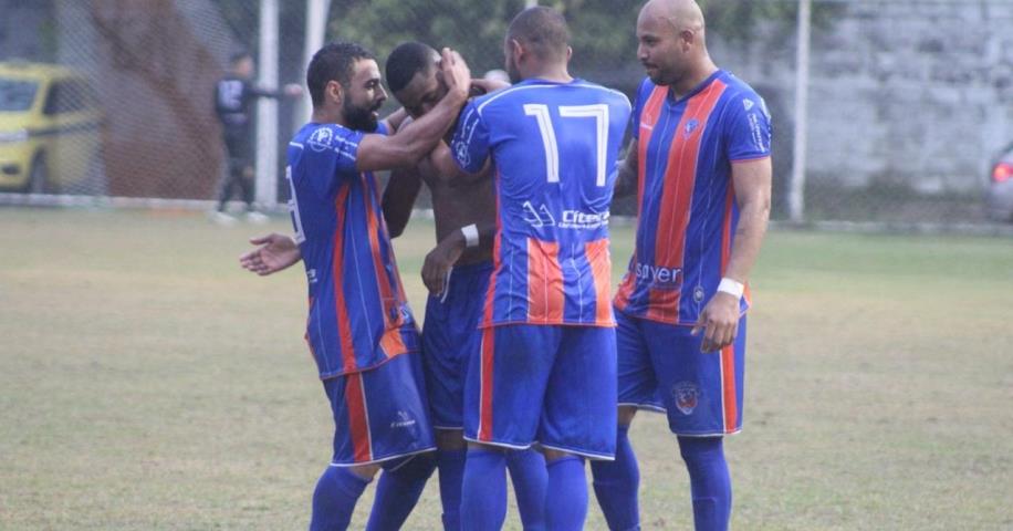 De virada, Duque derrota o Goytacaz