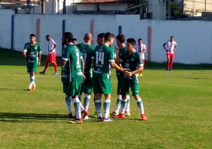 Serra Macaense vence e garante permanência na B1