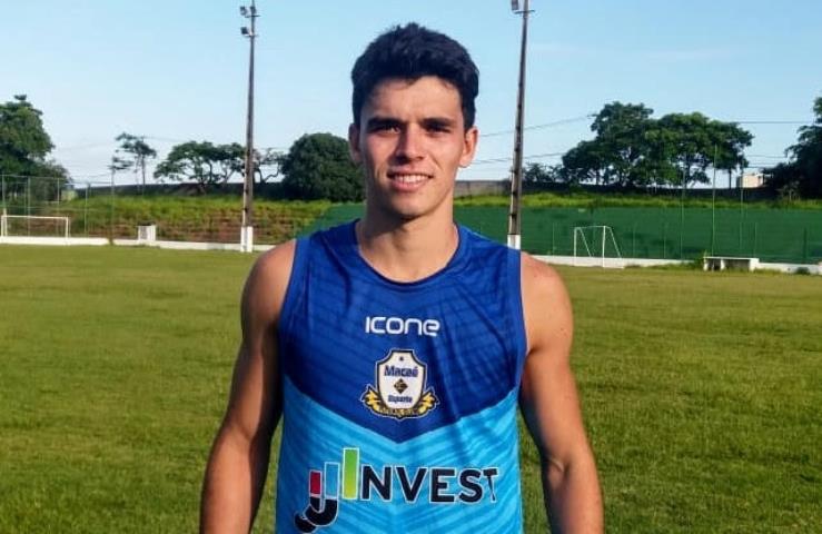 Macaé Esporte contrata meio-campo Vico