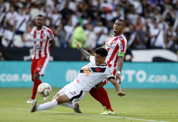 Empate em São Januário