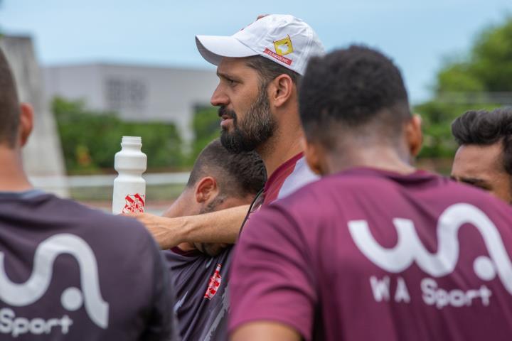 Eduardo Àllax aprova primeira fase da preparação do Bangu