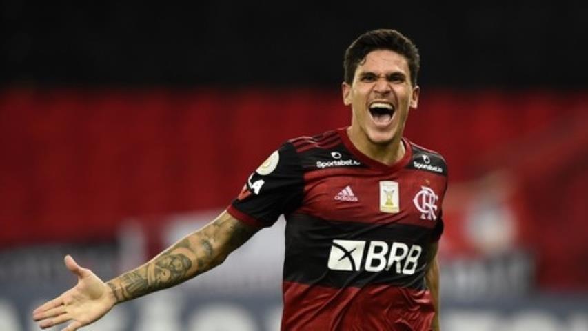 Pedro brilha e Fla bate o Goiás