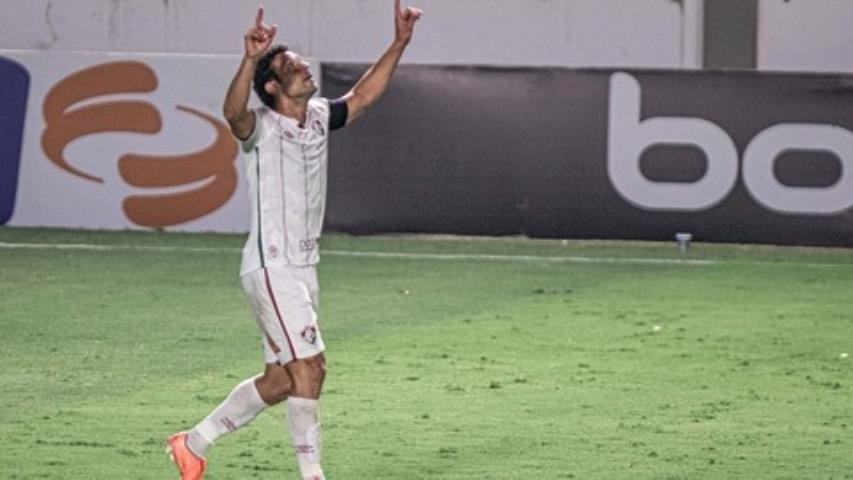 De virada, Flu derrota o Goiás