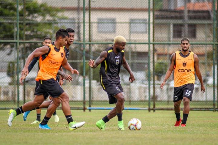 Voltaço recebe o Criciúma/SC em jogo-chave