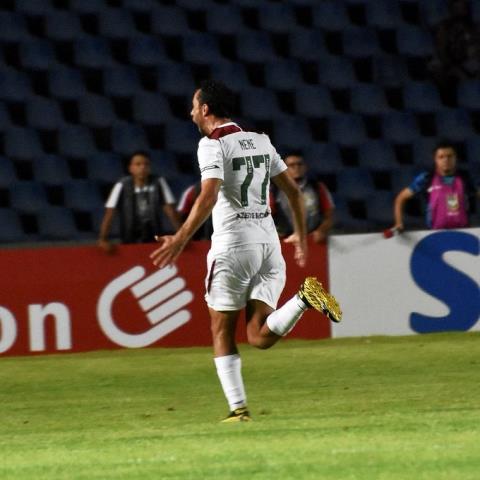 Fluminense goleia e avança na Copa do Brasil