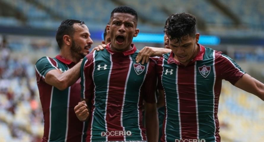 Flu goleia o Madureira na estreia da Taça Rio