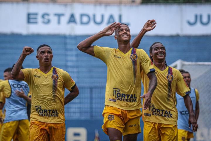 Madura bate o Voltaço e entra no G2