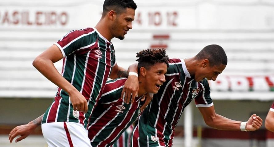 Flu vence na estreia do Brasileiro Sub-20; Bota empata