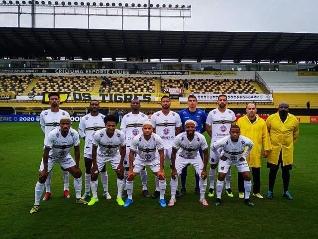 Voltaço empata e segue invicto na Série C