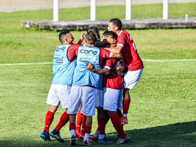 America vence a primeira no Carioca