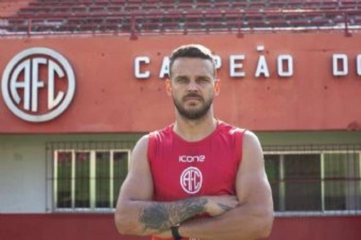 America anuncia seu 18º reforço para o Carioca