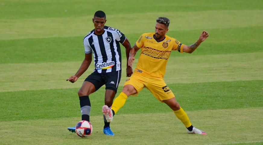 Empate no Giulite Coutinho