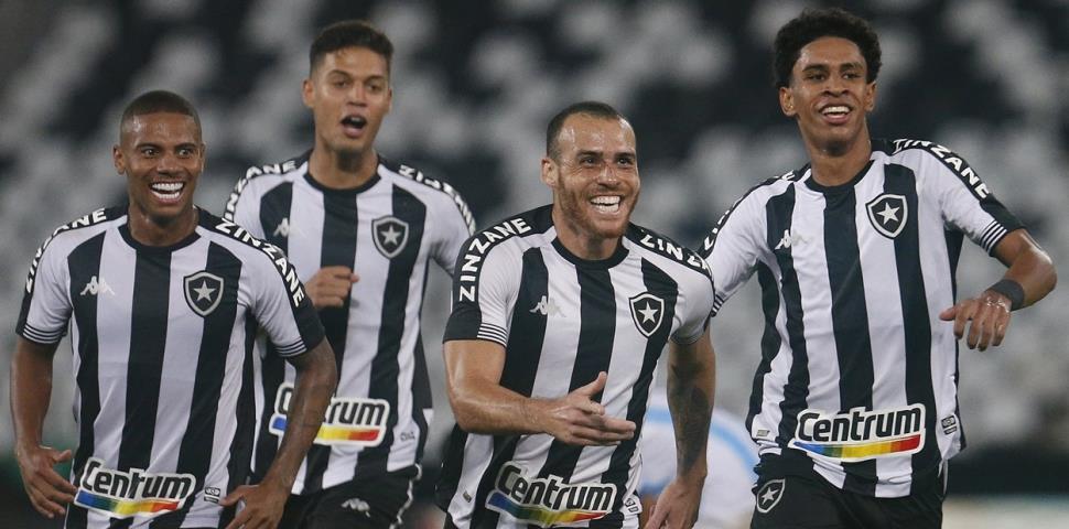 Botafogo goleia o Macaé no encerramento da Taça GB